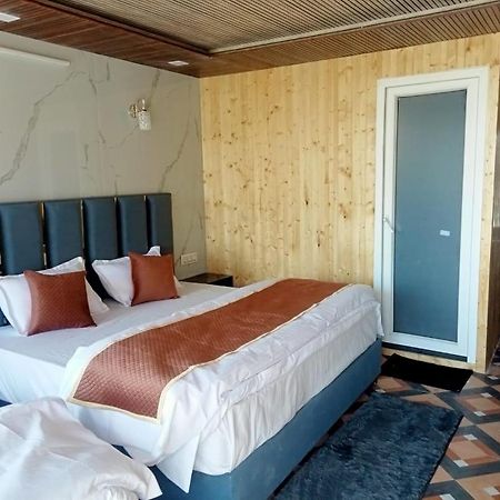 Silver Dew Resorts And Restaurant Дханолти Экстерьер фото
