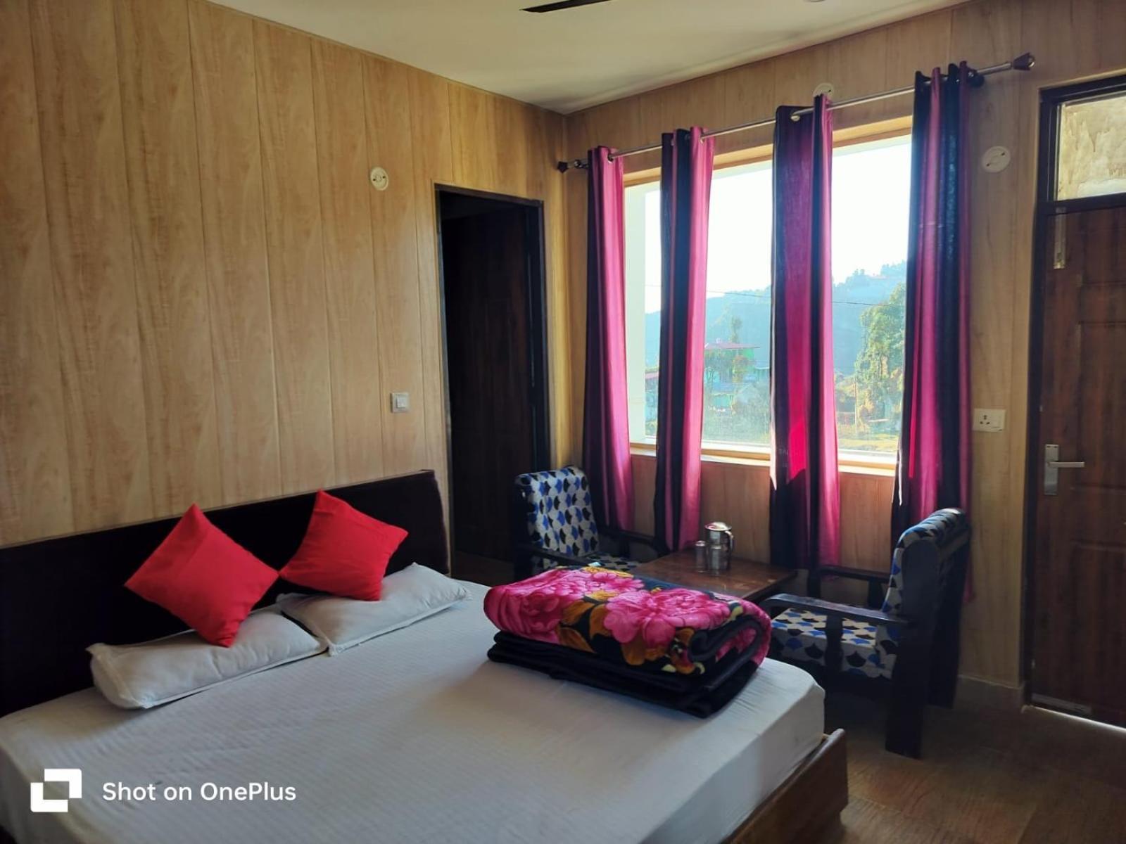 Silver Dew Resorts And Restaurant Дханолти Экстерьер фото