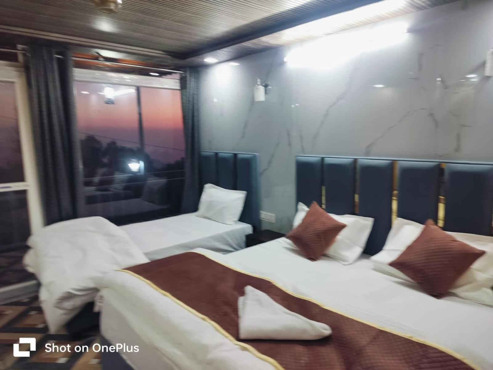 Silver Dew Resorts And Restaurant Дханолти Экстерьер фото