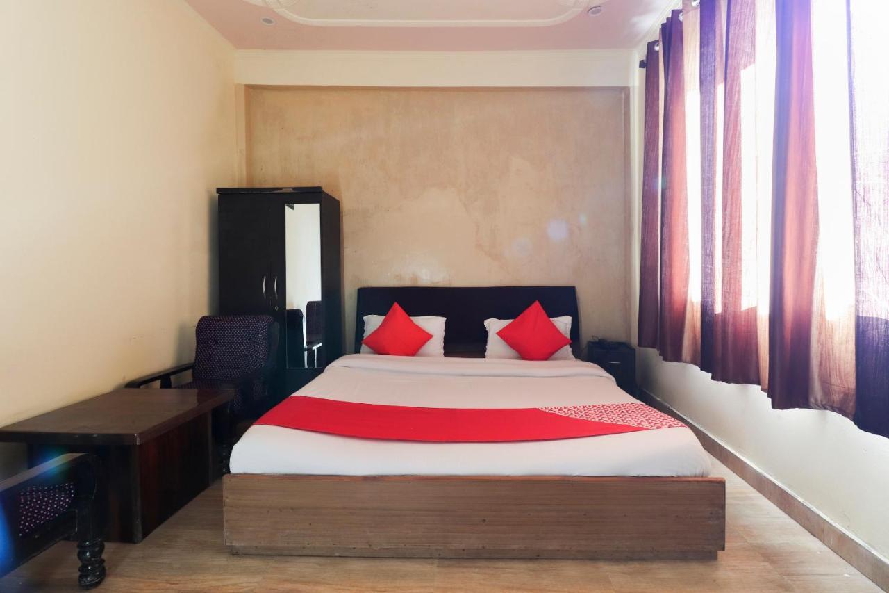 Silver Dew Resorts And Restaurant Дханолти Экстерьер фото